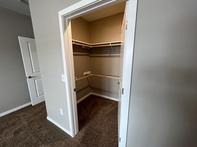 Photo - 4440 - 4450 S 26th St