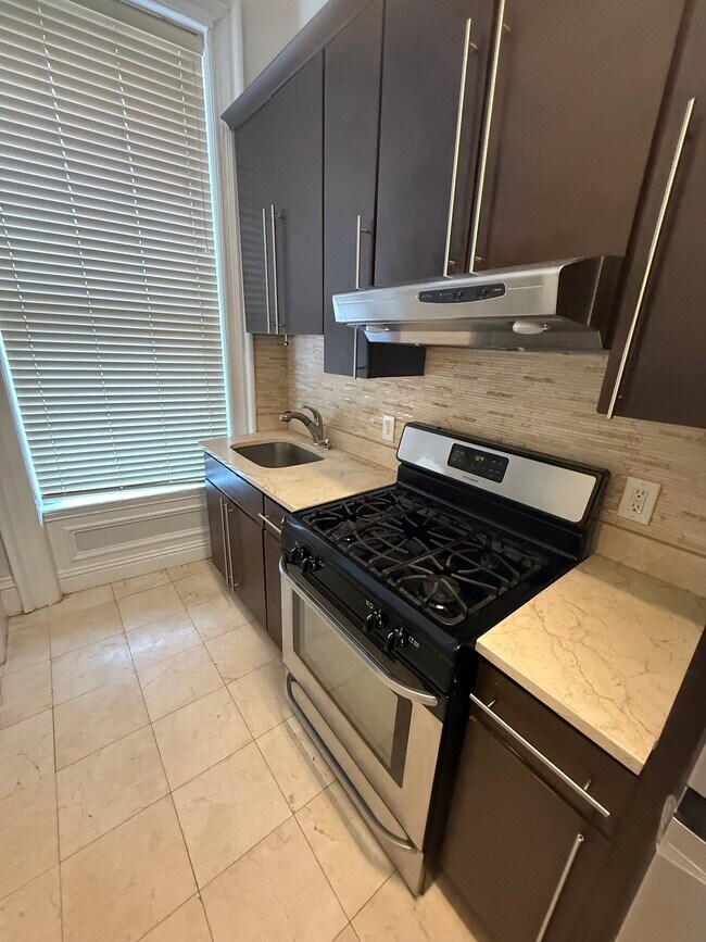 161 Benefit st/Luxury Residences for Lease