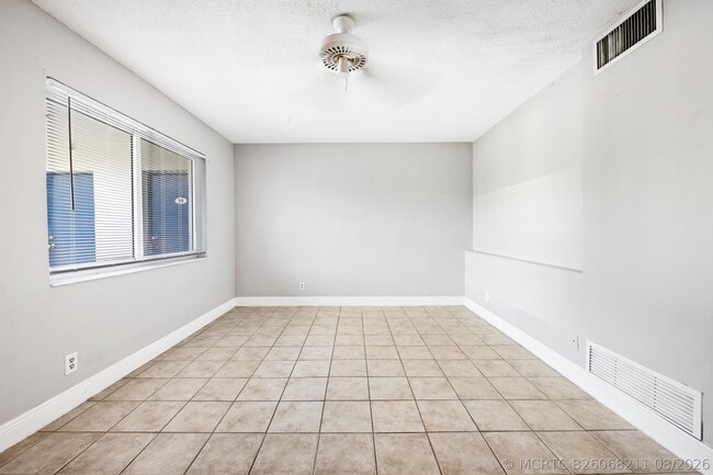 Photo - 1001 SE 16th St Unit 15