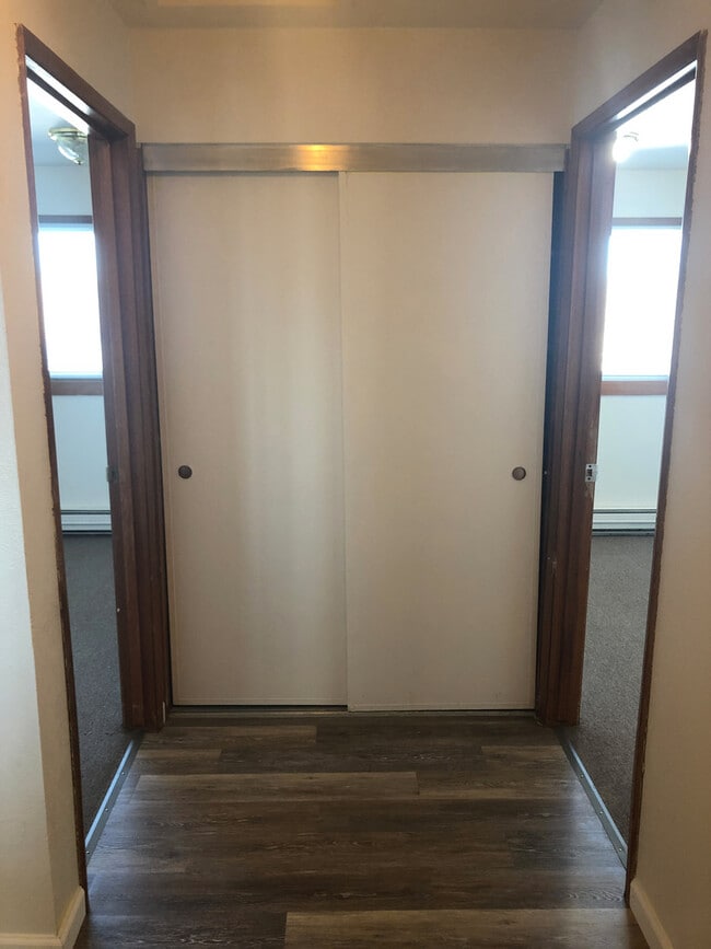 Photo - 3 Bedromm, 2 Bathroom Duplex!