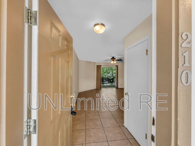 Photo - 2401 N West St Unit #210