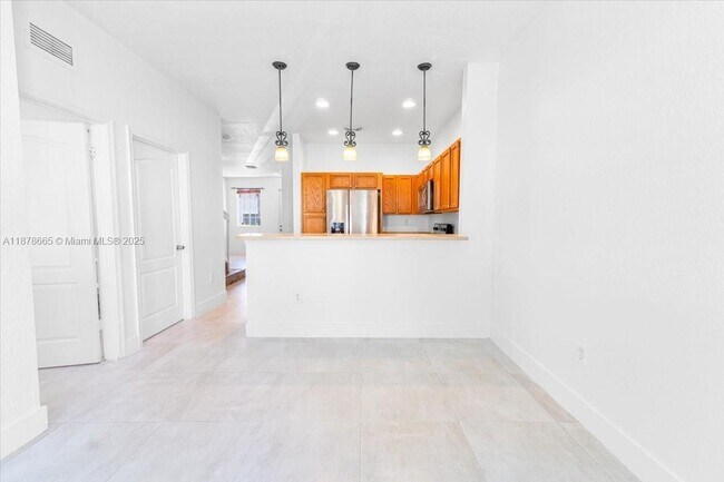 Photo - 21007 NW 14th Pl