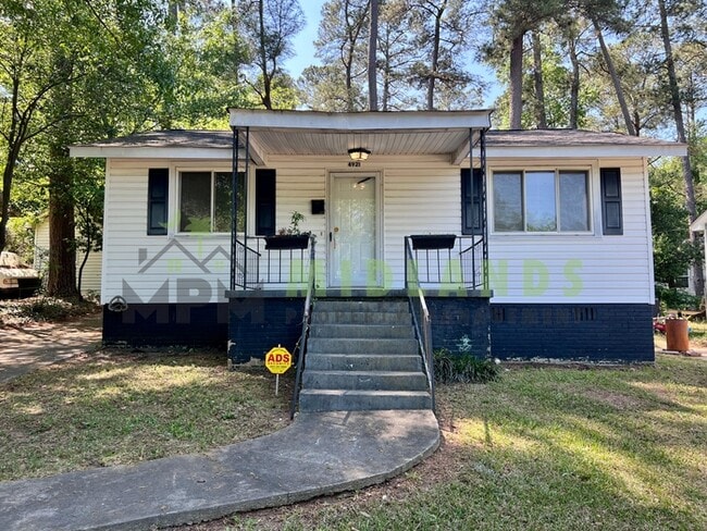 Building Photo - 4921 Dale Dr