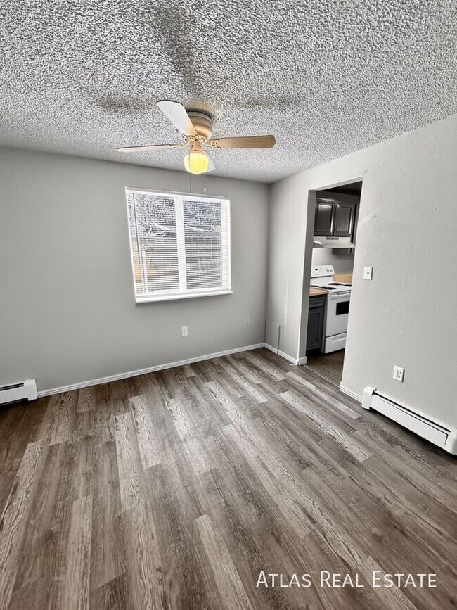 Photo - 461 El Paso Blvd Unit E