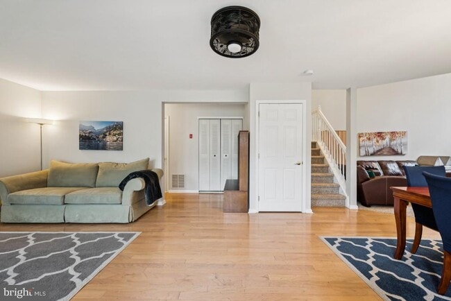 Building Photo - 52 Stokes Rd