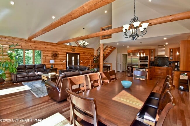 Photo - 232 Maloney Ln