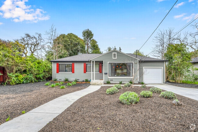 Building Photo - 3236 Sonoma Ave Rental