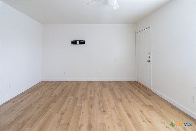 1601 Benttree Dr Unit C