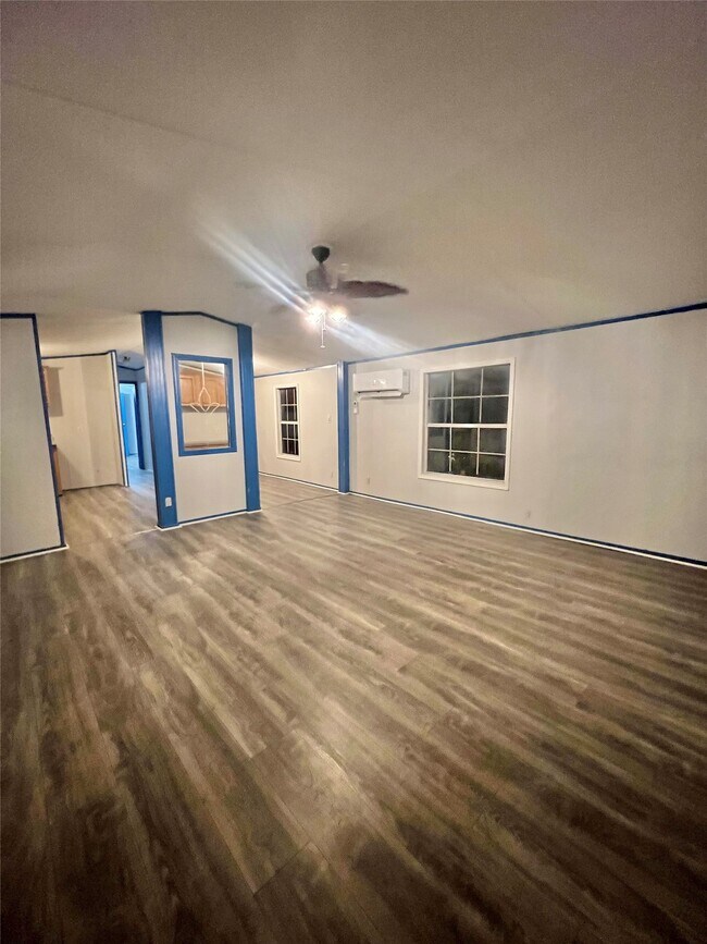 Photo - 2525 Oyster Creek Bend