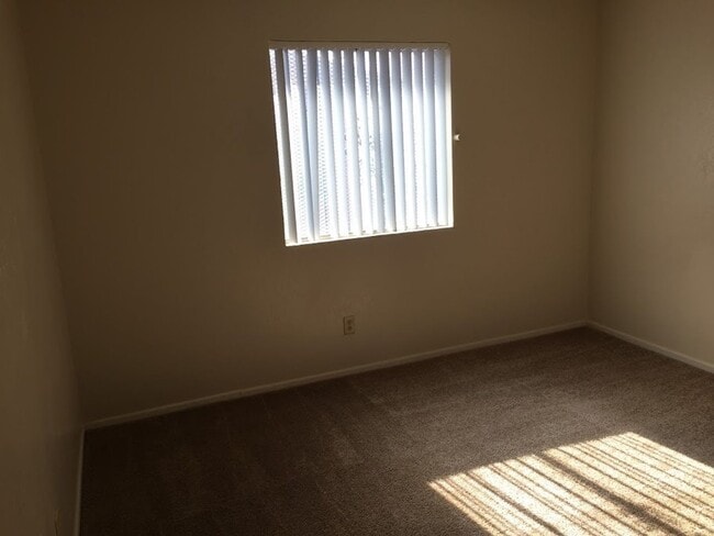 Photo - bel2159 (NLV-W)(PRB) Unidad A