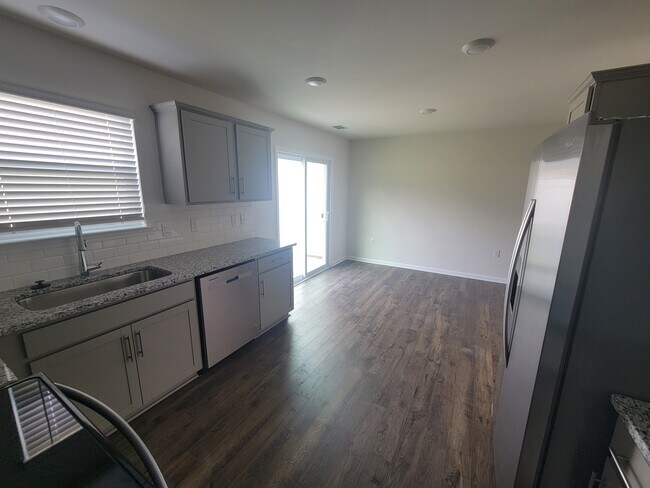 Photo - 110 Clear Creek Ln