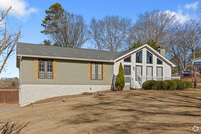 Building Photo - 8527 Horseshoe Bend Ln Rental