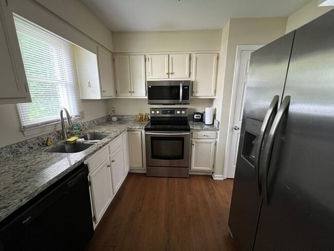 Photo - 4131 Kaplan Dr