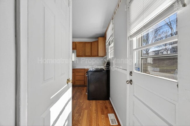 Photo - 1108 Renshaw Dr