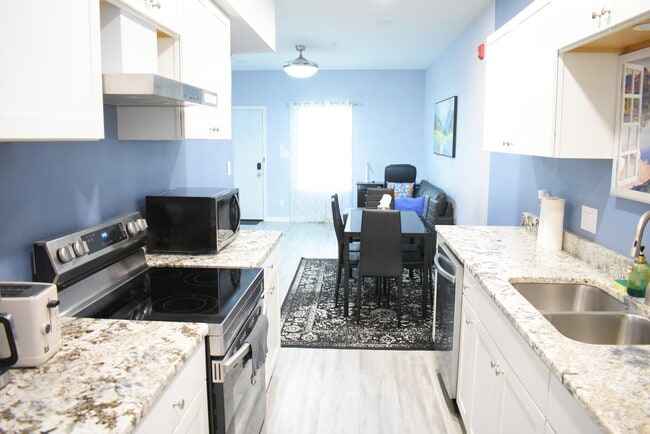 1911 Banita St Unit 102