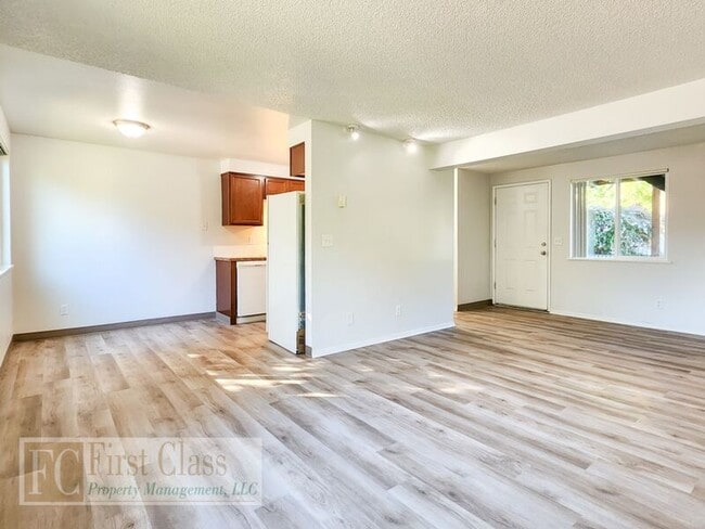 Photo - 10068 SW Garrett St