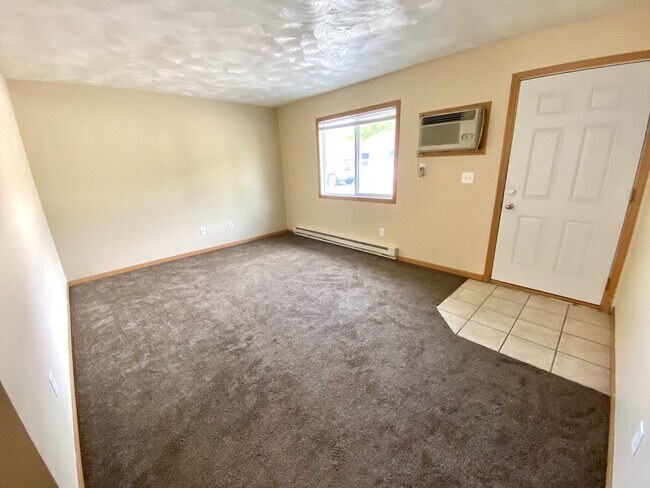 Photo - 3 Bedroom Duplex in North Fargo!