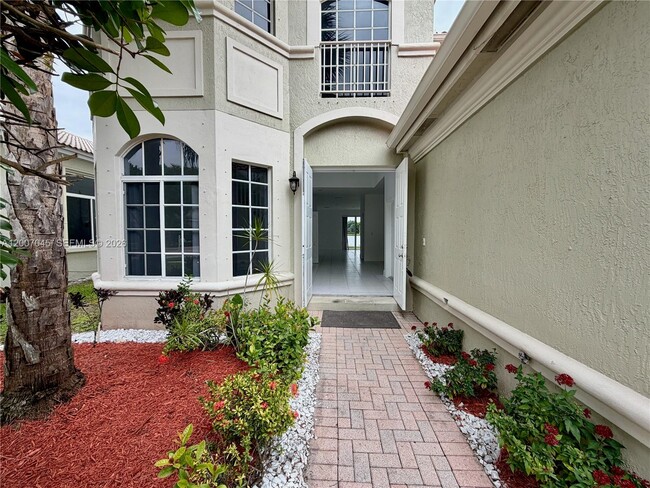 Photo - 6744 SW 195th Ave