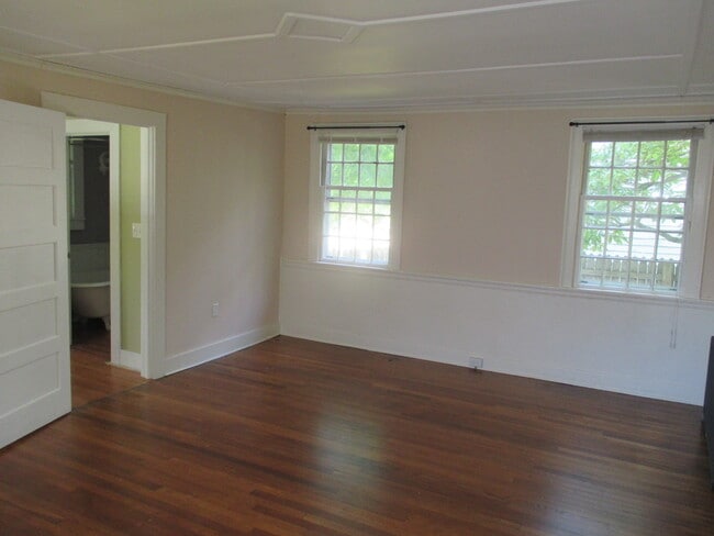 Photo - 161 College St Unit Apt 2