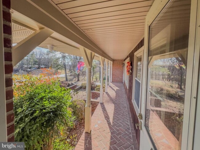 Photo - 194 Red Hill Rd