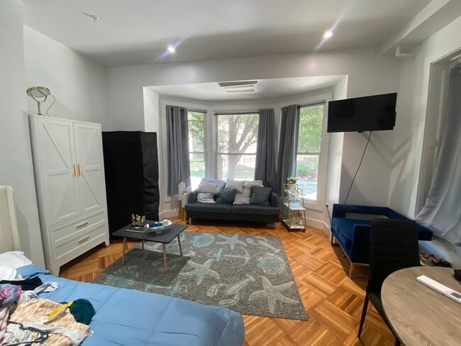 Photo - 21 Regent Cir Unit #1
