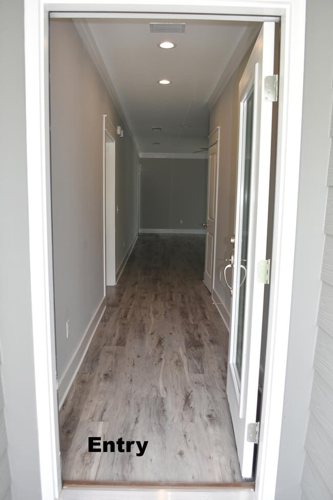 Photo - 15 Oakfield Dr