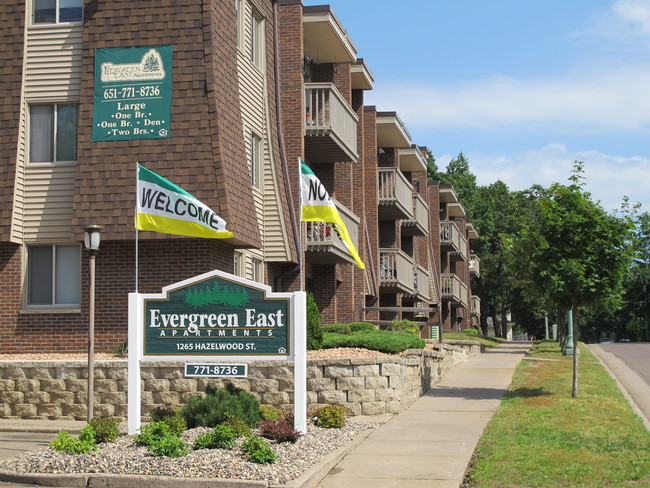 Evergreen East Apartments - Evergreen East Apartments