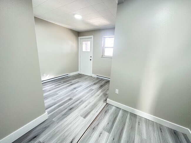 Photo - 140 Adelaide St Unité 2