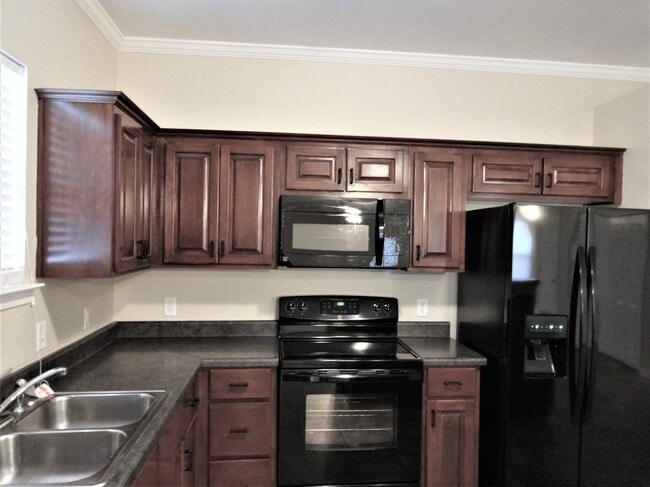 Photo - 103 Lake House Rd