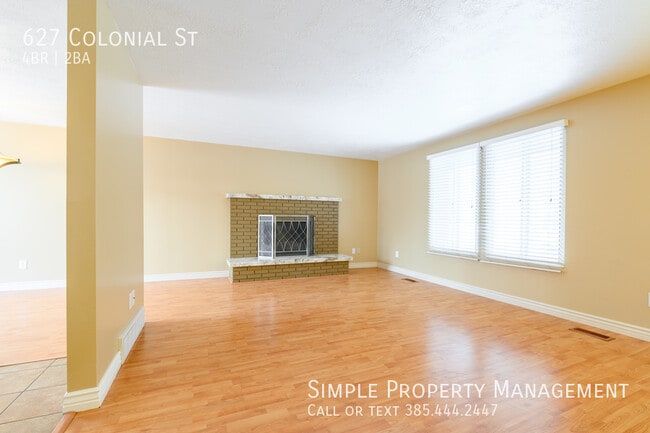 627 Colonial Ave