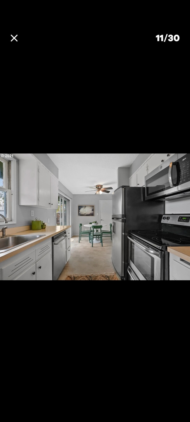 Photo - 12717 SE Gladstone St