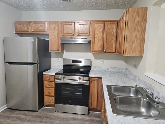 Photo - 1156 Micha Way