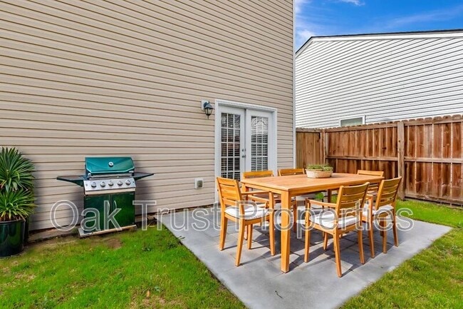 Photo - 114 Tyger St