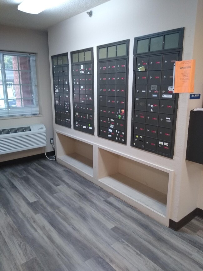 Photo - Wendell Apartments