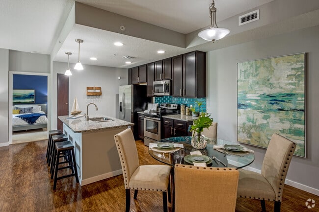 2BR,2BA - B2