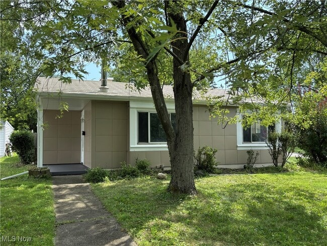 Building Photo - 695 Mc Kinley Ave Rental