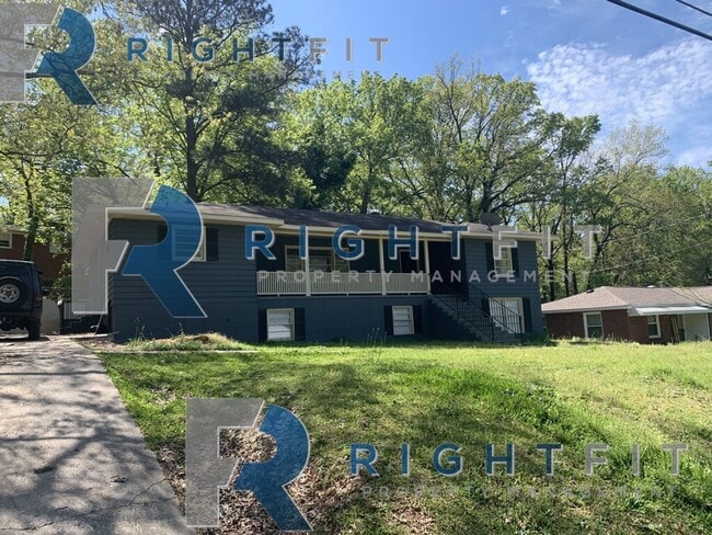 Building Photo - Newly Renovated Home in Columbus