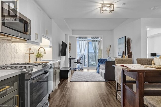 Photo - 2007 James St Unit 1608
