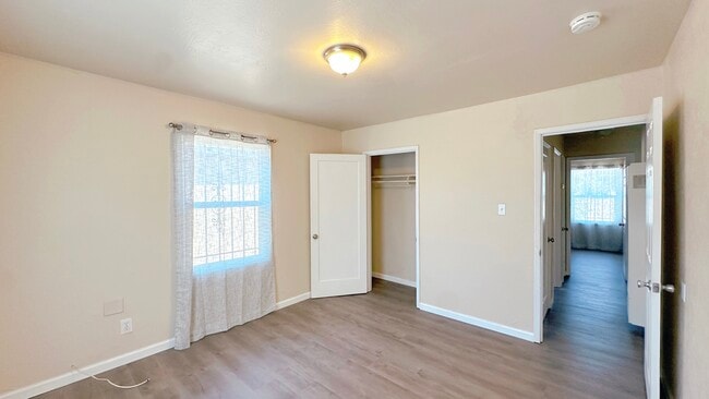 Photo - 215 Odessa Ave