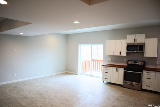 Photo - 921 Woodridge Dr