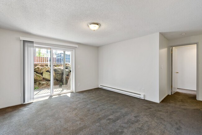 Photo - 11540 Pinehurst Way NE Unit 211