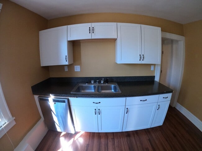 Photo - 120 S West St Unit D097-2 S West 120  2 - Upper