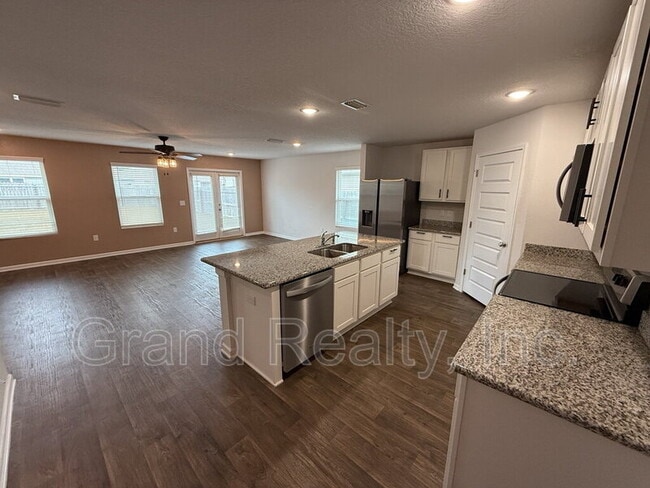 Photo - 5638 Tristan Ct