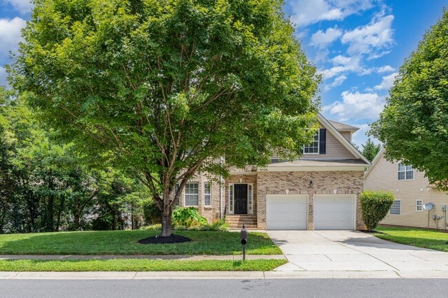 Photo - 8526 Suttonview Dr House
