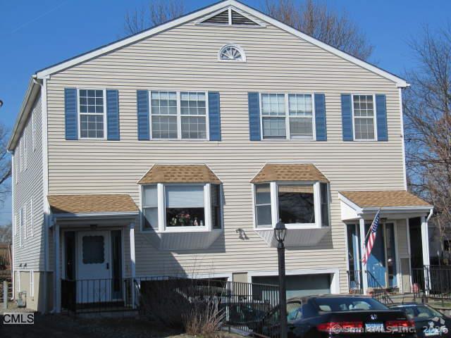 Building Photo - 9 1/2 Fairview Ave Rental