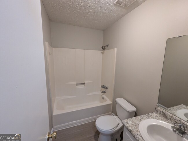 242 Rustwood Dr