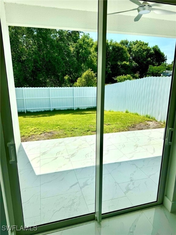 Photo - 368 Limerick Ave S