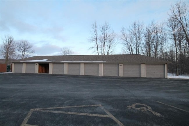 Photo - N7361 Spring St, Fond du lac
