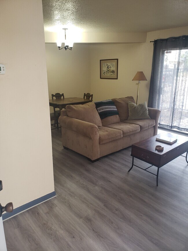 Photo - 1802 Potomac Pl Unidad C