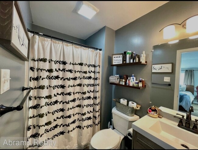 Photo - 5552 Aurora Dr